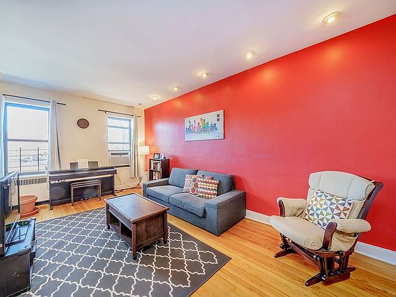 4th image of 29-02 30th Ave #4F