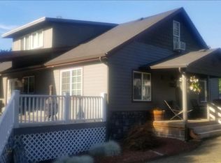 1048 Cooper Ave, Cottage Grove, OR 97424