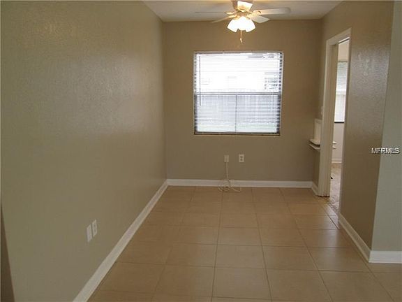 5th image of 301 S Aurora Ave