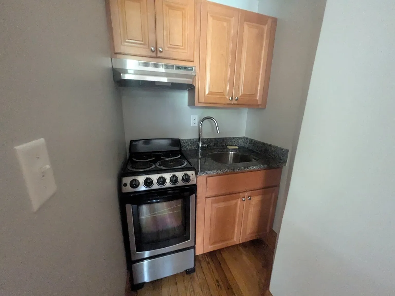 1 bed, $1,525 — Photo 1