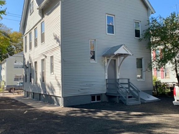 2nd image of 21 West St