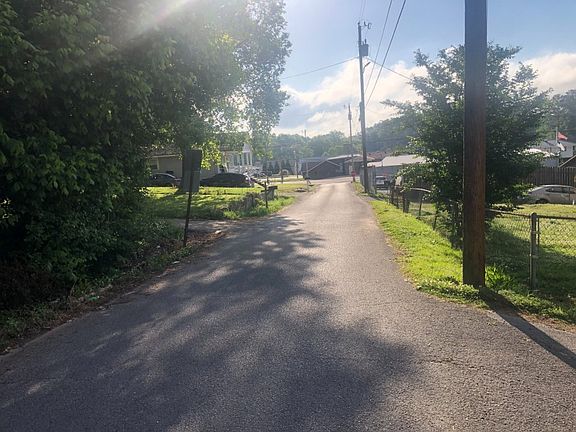 5th image of 55 Hargraves Ave