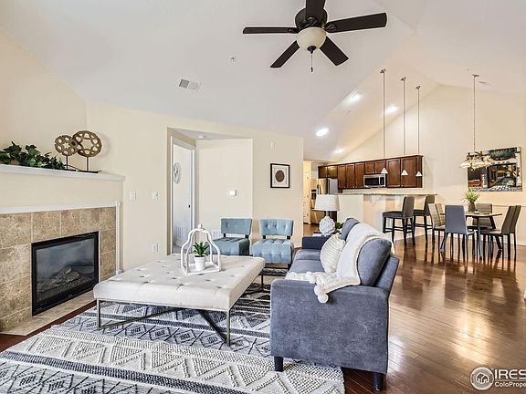 3rd image of 2481 Santa Fe Dr #A