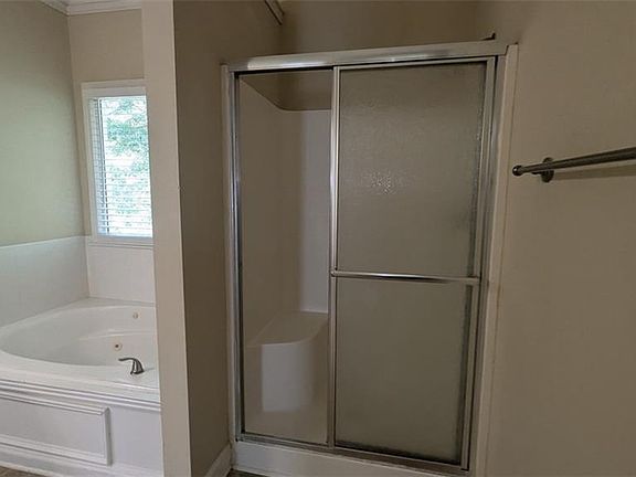 5th image of 4360 Riverlake Way
