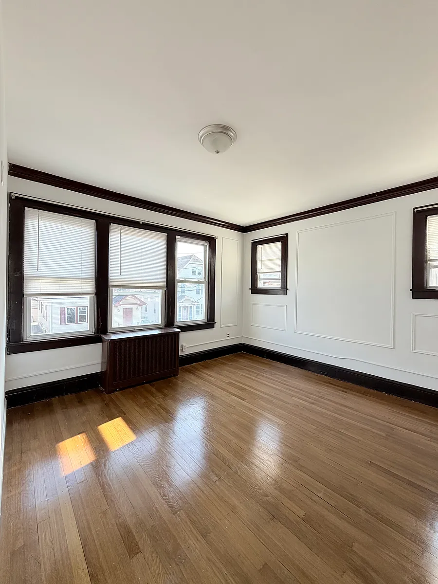 Living room - 1431 Concord Pl #2