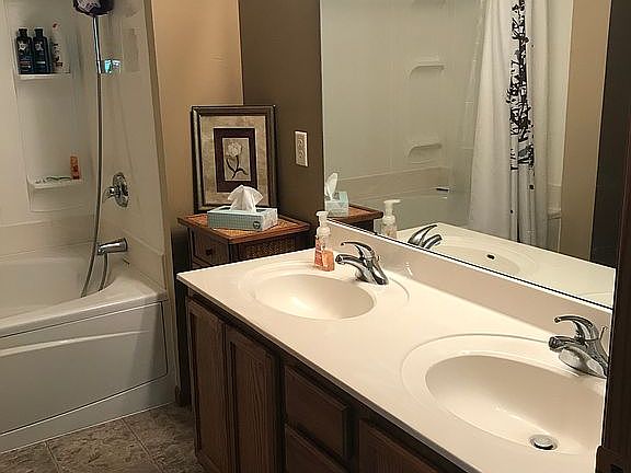 Double vanity in master bath