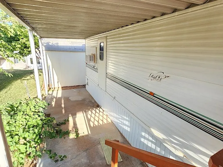100 Lava Rd — Photo 14