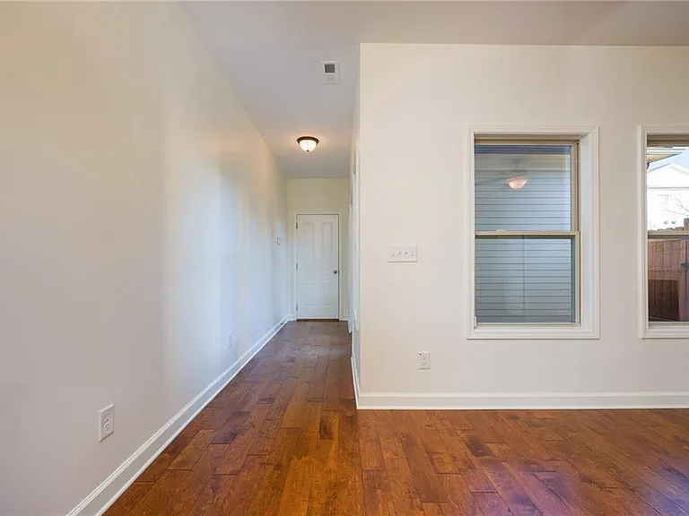 4148 Baverton Dr — Photo 11