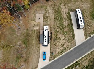 120 Laurel Branch Ct, Glade Valley, NC 28627