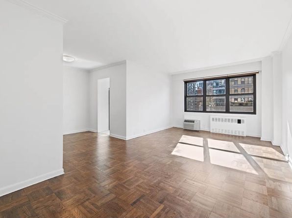 240 E 76th St APT 9L