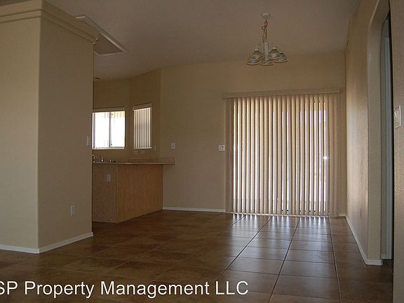 3rd image of 3646 Winston Dr