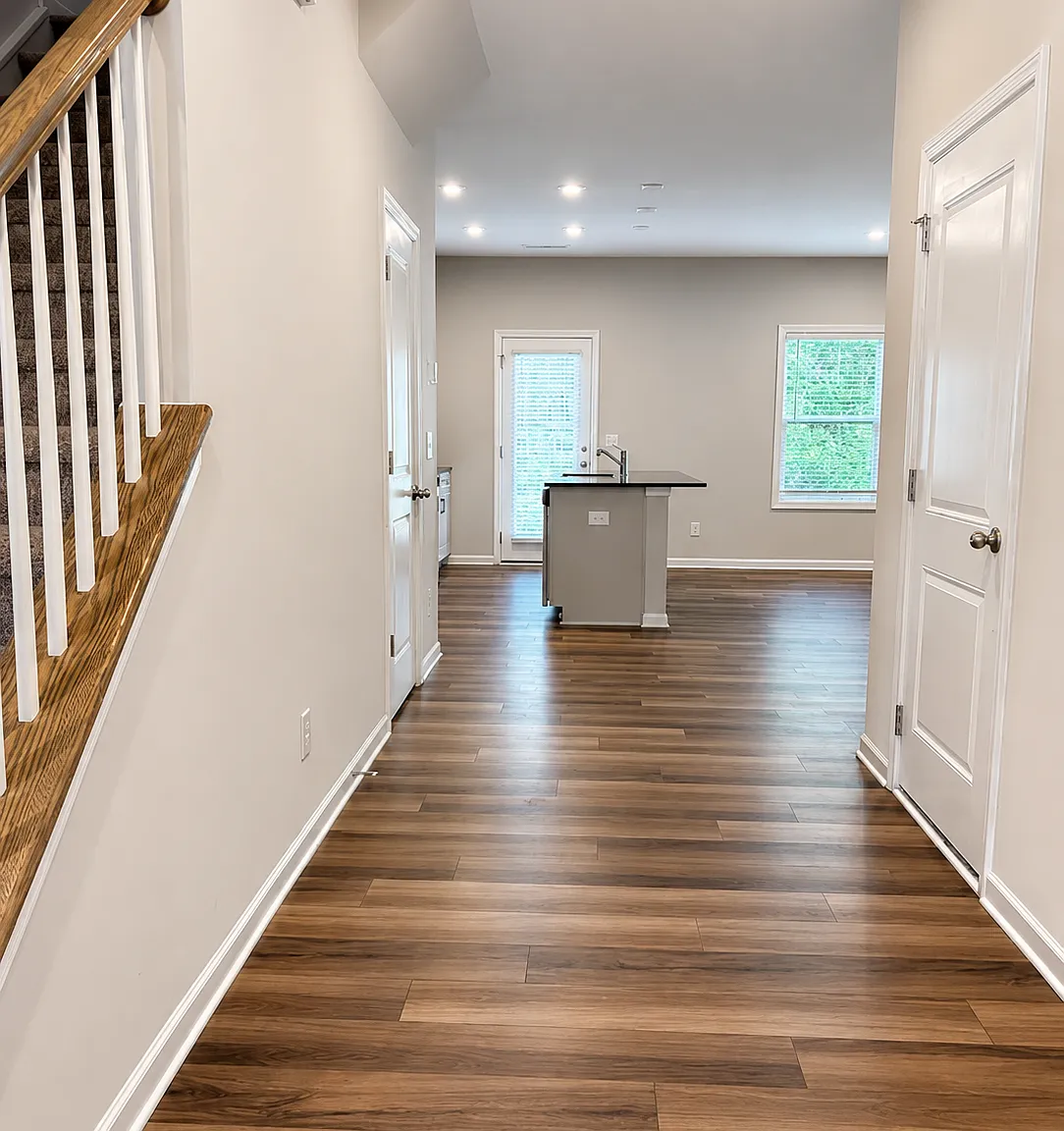 3 bed, 2.5 bath, 1476 sqft, $1,895 — Photo 3