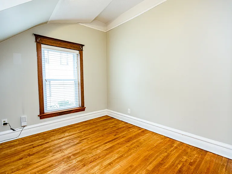 3335 W. Dickens Ave - 2047 N. Kimball Ave. — Photo 9
