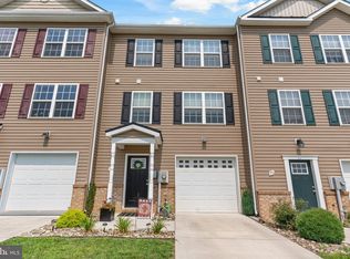 71 Moses Dr, Martinsburg, WV 25405