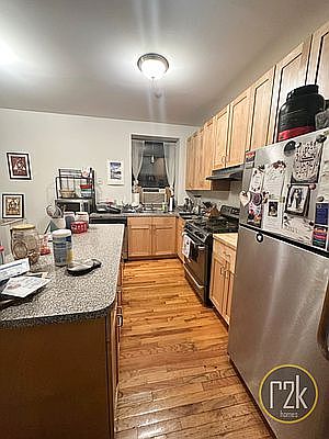2nd image of 304 W 112th St #2R