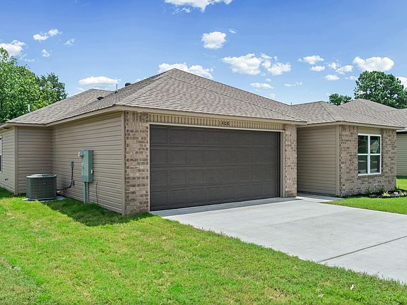 2nd image of 1408 Manor Court Rd