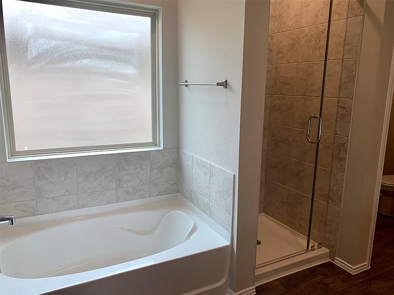 4227 Isoletta Ct — Photo 8
