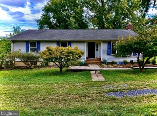 35066 Bloomfield Rd, Round Hill, VA 20141