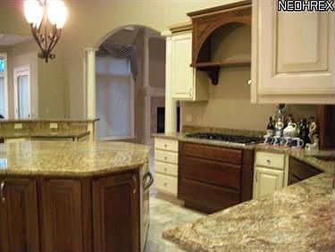 5th image of 6731 Rivercrest Dr