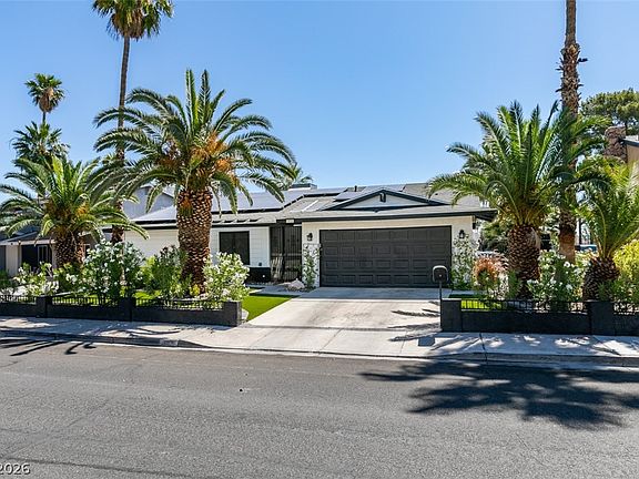 4th image of 5036 Rollingwood Dr