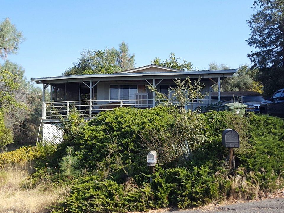 1st image of 10463 Edgewater Dr