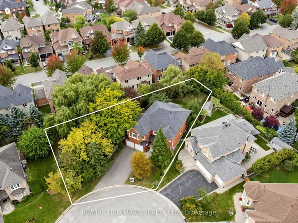 10 Driftwood Ct, Richmond Hill, ON L4E 3K8