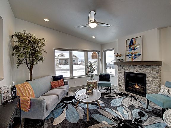 2nd image of 132 Northland Dr #3XE046