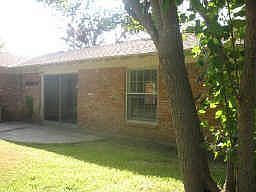 5th image of 5713 Waltham Ave