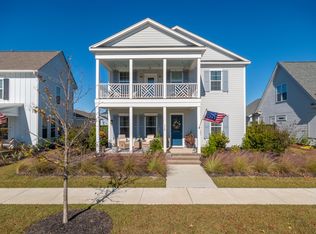 716 Blueway Ave, Summerville, SC 29486