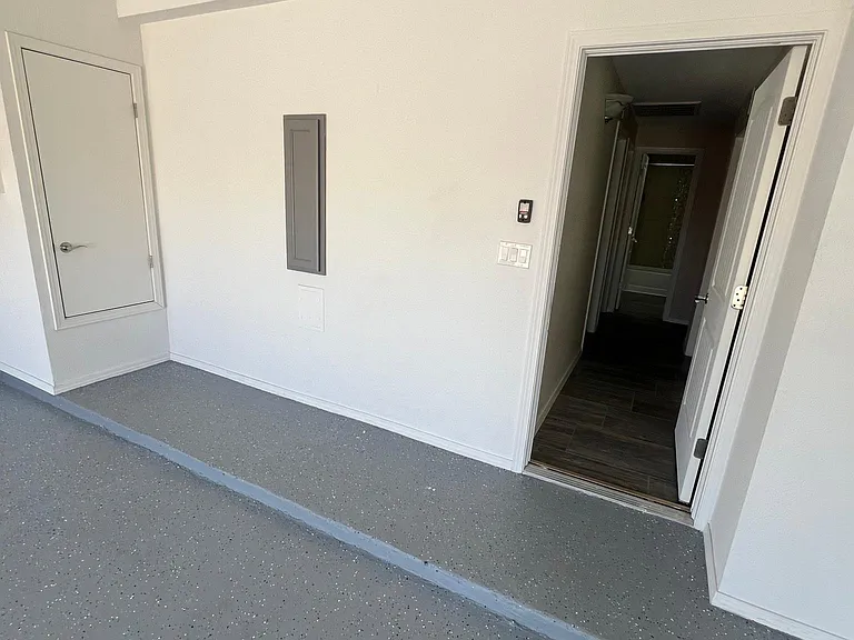 340 Isaias Ave — Photo 10