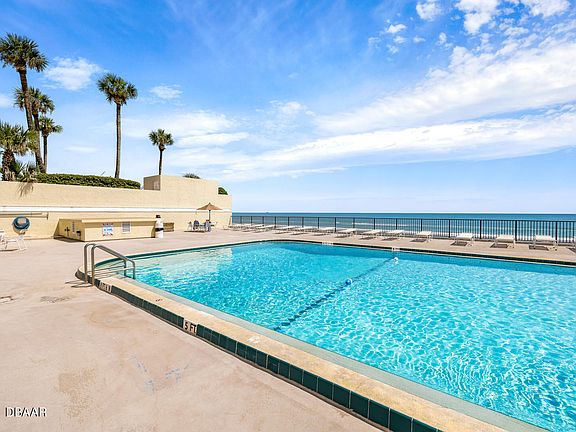 3rd image of 2987 Atlantic Ave #1206