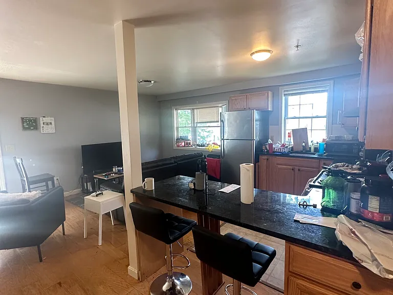 36 Raymond St #1 — Photo 17