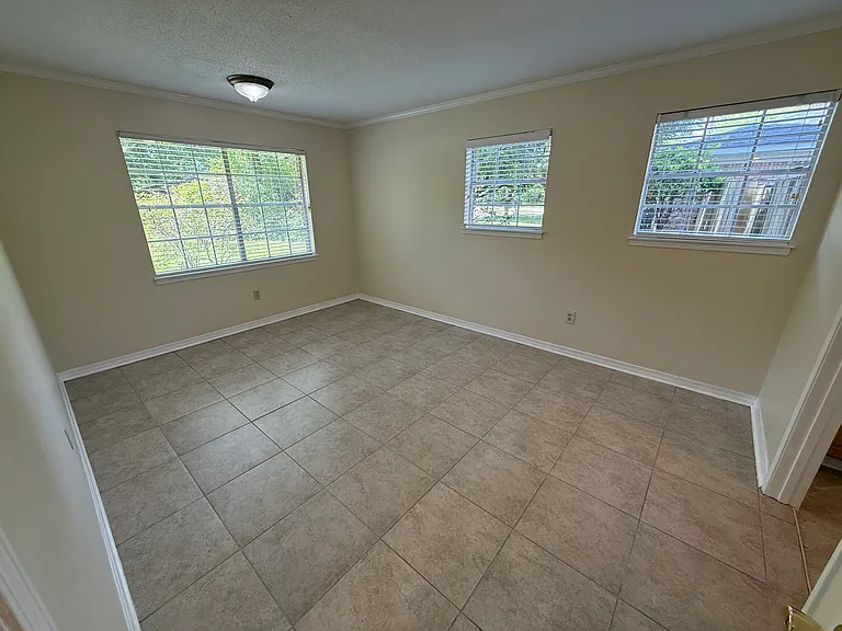 3512 Shadowwood Ct — Photo 35