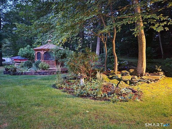 5th image of 44 Reed Road