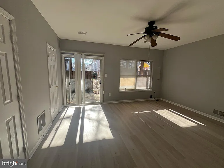 14861 Bolton Rd — Photo 10