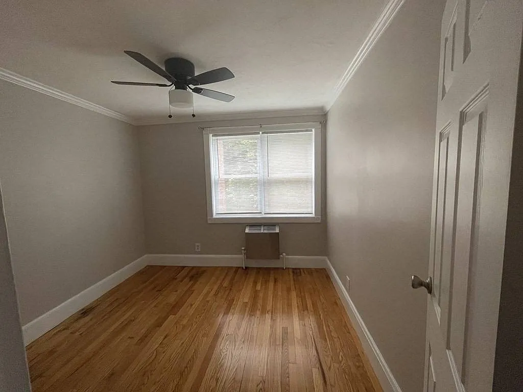 2 bed, 730 sqft, $2,500 — Photo 3