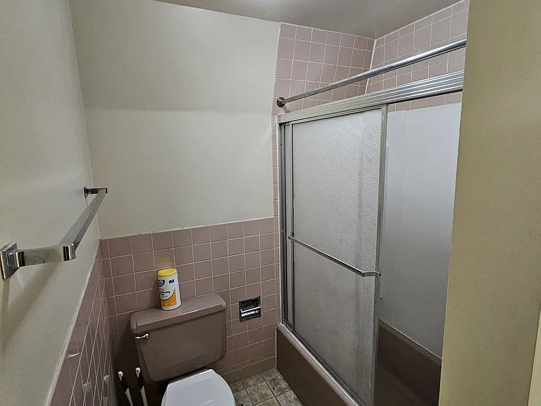 Terrace Heights Apartments — Photo 21