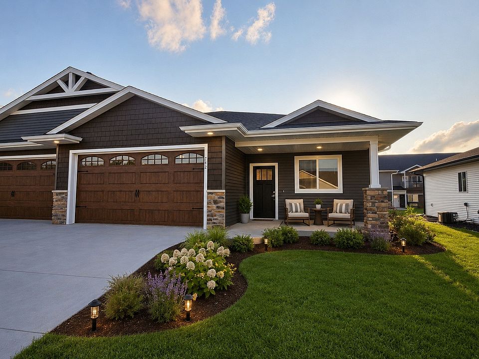 1st image of 742 Sequoia Drive