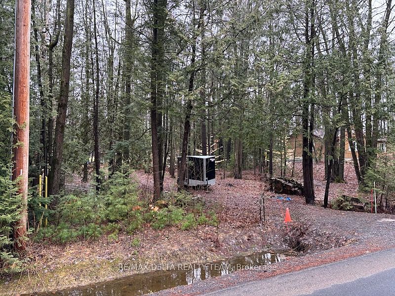 1st image of 2 Concession Rd #5