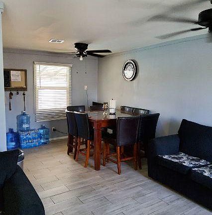 5th image of 610 W Romley Ave