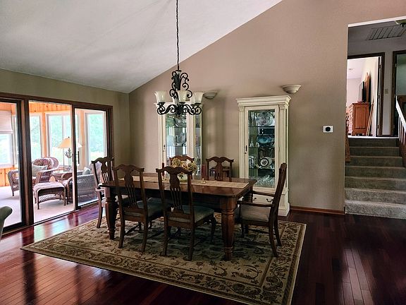 5th image of 847 Lake Wildwood Dr