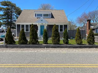 123 Captain Chase Rd, Dennis Port, MA 02639