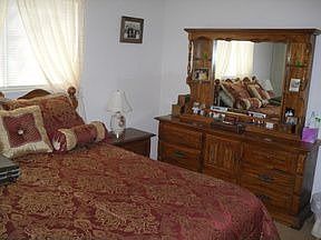 4th image of 2801 Cherry Hills Dr