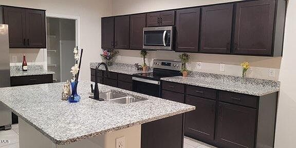 4th image of 18214 N DIEGO Way
