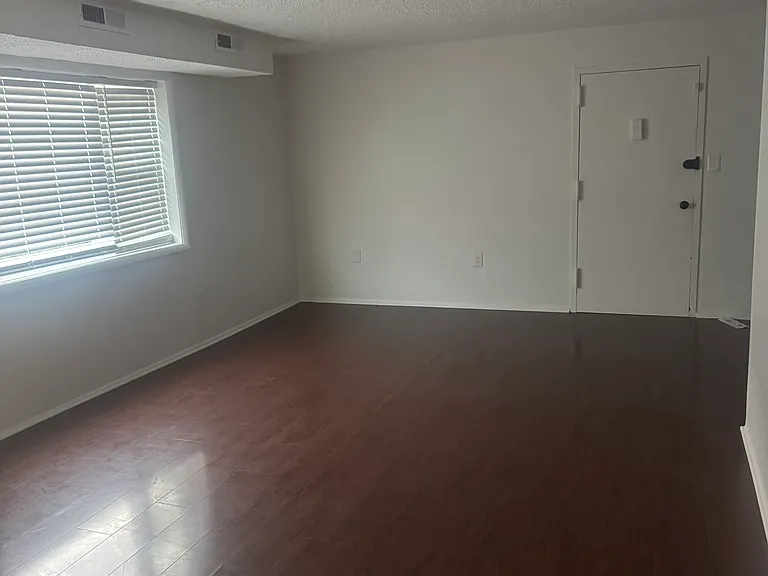 3807 Swann Rd #101 — Photo 7