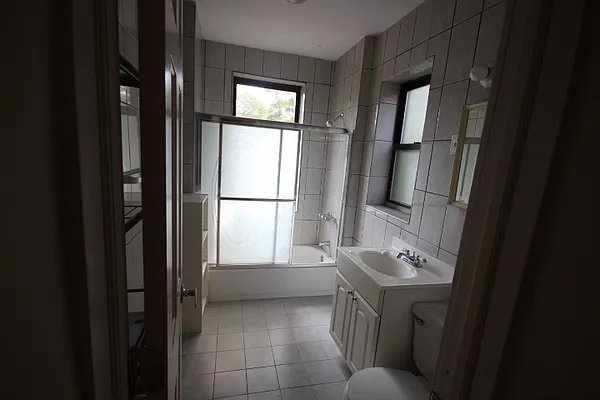 Rented by Landmark Realty & Management | media 27