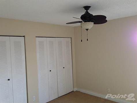 3rd image of 430 Commodore Dr 311 #311