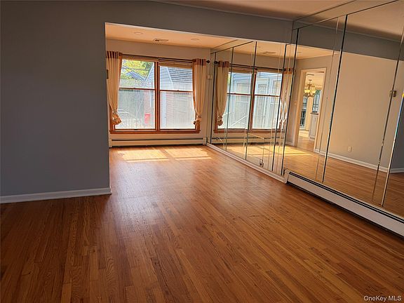 5th image of 140 Wickshire Drive