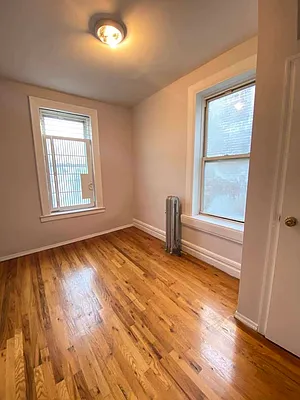 Rented by The Brokerage Group LLC | media 31