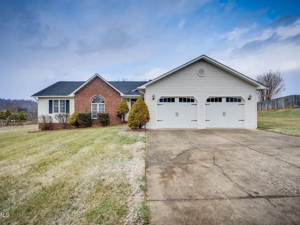 121 Waters Edge Dr, Bluff City, TN 37618
